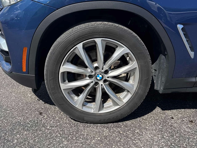 BMW X3 ПАНОРАМА| ПОДГРЕВ| КЛИП НА МОТОРА| СЕРВИЗНА КНИЖКА - автомобили, коли, обяви за нови и употребявани 5