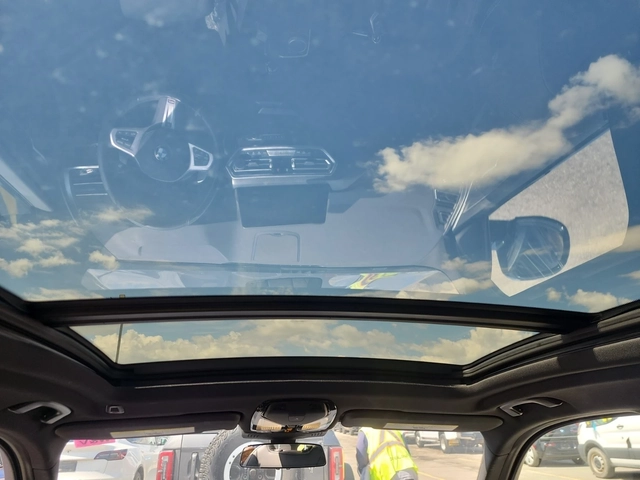 BMW X3 30i * M SPORT * CARPLAY * PANORAMA * CARFAX * - автомобили, коли, обяви за нови и употребявани 8