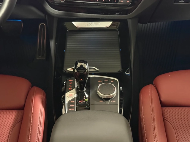 BMW X3 xDrive30e | M Sport | Premium Enhanced Pkg | Pano - автомобили, коли, обяви за нови и употребявани 11
