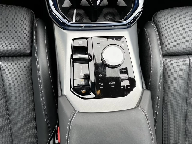 BMW X3 30e xDrive M Sport Pro 21 Driving AS Pro 360 - автомобили, коли, обяви за нови и употребявани 9