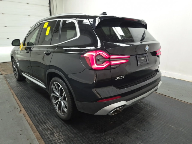BMW X3 xDrive30i - автомобили, коли, обяви за нови и употребявани 3