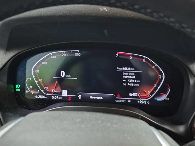 BMW X3 xDrive30i - автомобили, коли, обяви за нови и употребявани 7