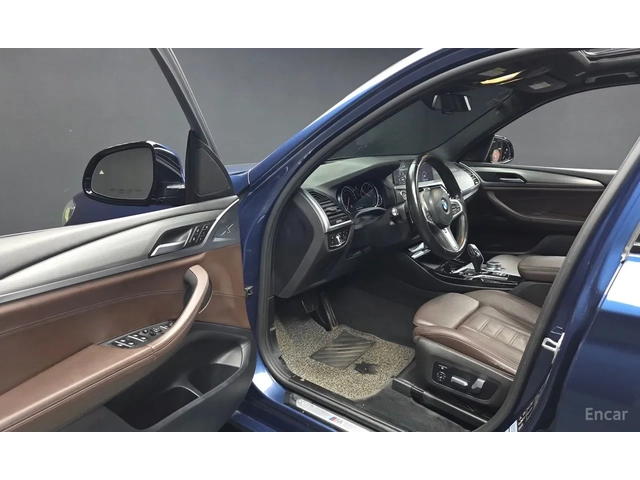 BMW X3 M Sport* HUD* PANO - автомобили, коли, обяви за нови и употребявани 4