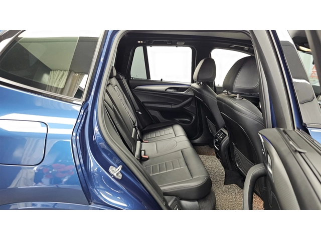 BMW X3 xDrive20i M Sport - автомобили, коли, обяви за нови и употребявани 9