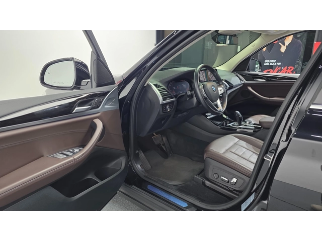 BMW X3 xDrive20i Luxury - автомобили, коли, обяви за нови и употребявани 7