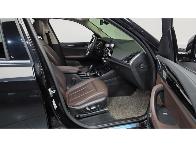 BMW X3 xDrive20i Luxury - автомобили, коли, обяви за нови и употребявани 8