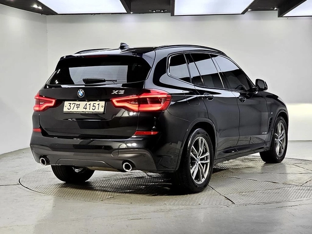BMW X3 xDrive20d M Sport - автомобили, коли, обяви за нови и употребявани 3