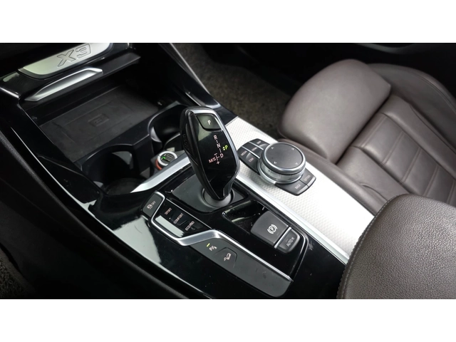 BMW X3 xDrive20d M Sport | HUD | Панорама - автомобили, коли, обяви за нови и употребявани 7