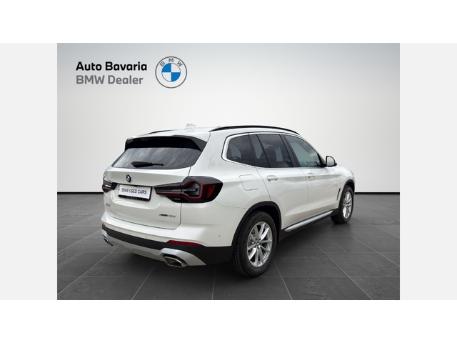 BMW X3 xDrive20i - автомобили, коли, обяви за нови и употребявани 1