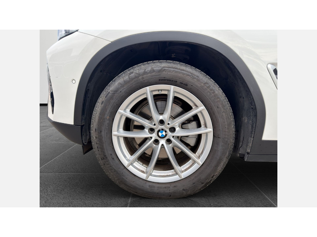 BMW X3 xDrive20i - автомобили, коли, обяви за нови и употребявани 4