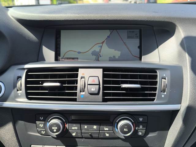 BMW X3 xDrive35i - автомобили, коли, обяви за нови и употребявани 17