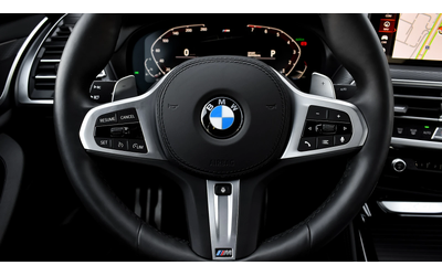 BMW X4 xDrive20i M Sport Steptronic - автомобили, коли, обяви за нови и употребявани 9