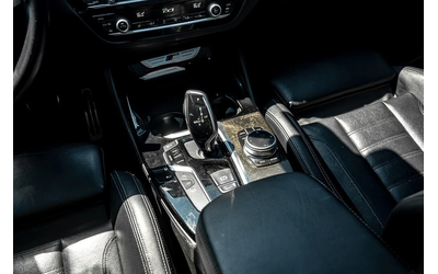 BMW X4 M40 - автомобили, коли, обяви за нови и употребявани 10