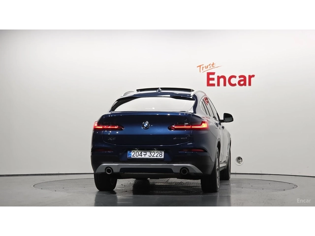 BMW X4 xDrive 20i xLine - автомобили, коли, обяви за нови и употребявани 3