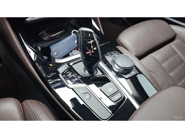 BMW X4 ПАМЕТ* КАМЕРА* ПОДГРЕВ* ПЕРА* HEADUP* ПАНО - автомобили, коли, обяви за нови и употребявани 8