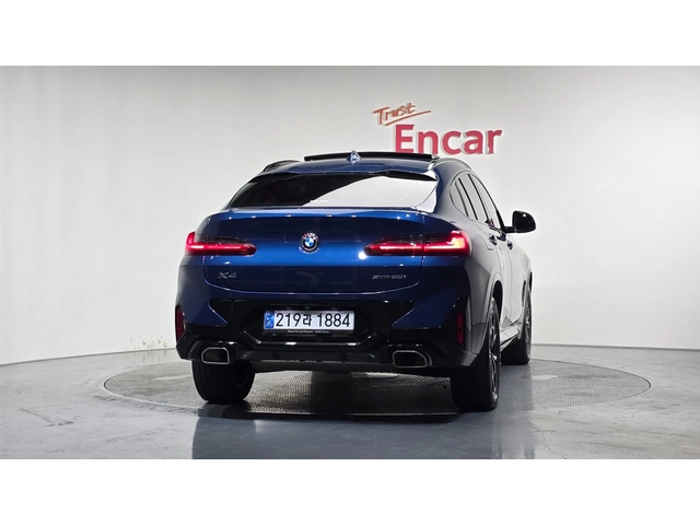 BMW X4 xDrive20i M Sport - автомобили, коли, обяви за нови и употребявани 3