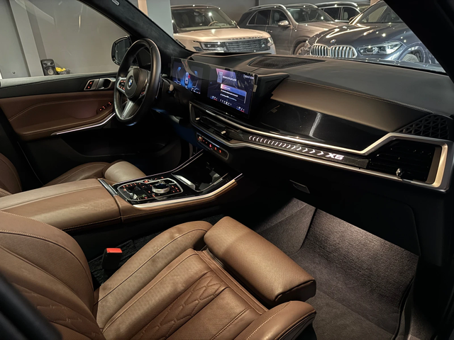 BMW X5 40 d M pro 7 места - автомобили, коли, обяви за нови и употребявани 16