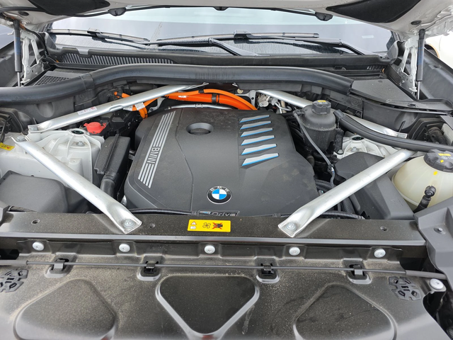 BMW X5 XDRIVE45E* HARMAN* HEAD UP* МАСАЖ* 360 - автомобили, коли, обяви за нови и употребявани 14