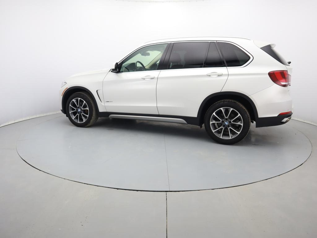 BMW X5 - автомобили, коли, обяви за нови и употребявани 25