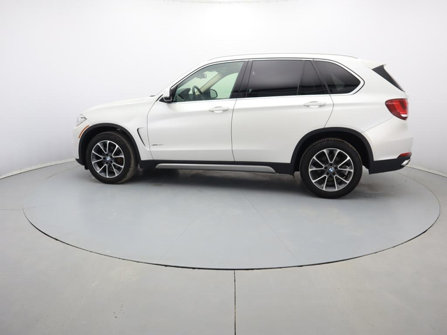 BMW X5 - автомобили, коли, обяви за нови и употребявани 26