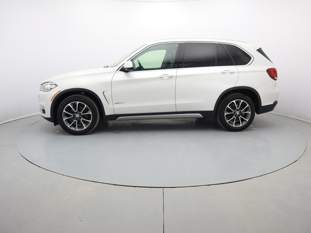 BMW X5 - автомобили, коли, обяви за нови и употребявани 28