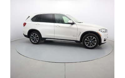 BMW X5 - автомобили, коли, обяви за нови и употребявани 7