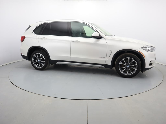 BMW X5 - автомобили, коли, обяви за нови и употребявани 7