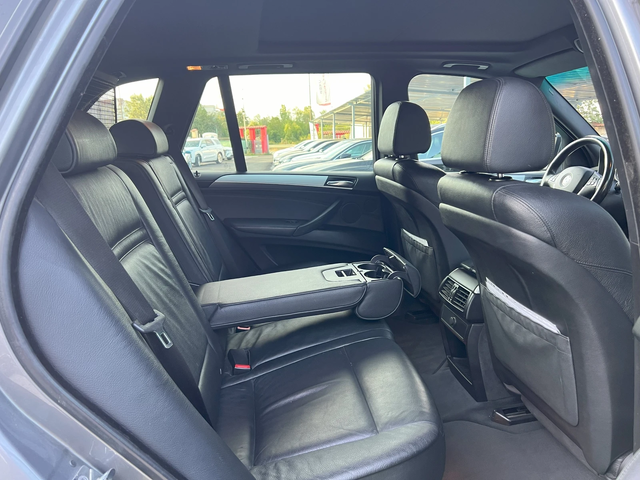 BMW X5 3.0D - автомобили, коли, обяви за нови и употребявани 11