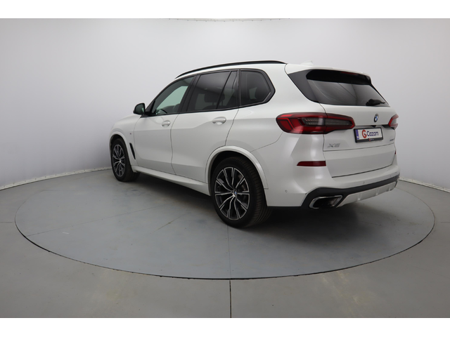 BMW X5 - автомобили, коли, обяви за нови и употребявани 23