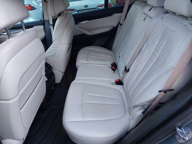 BMW X5 3, 0D УНИКАТ+ 7места - автомобили, коли, обяви за нови и употребявани 8