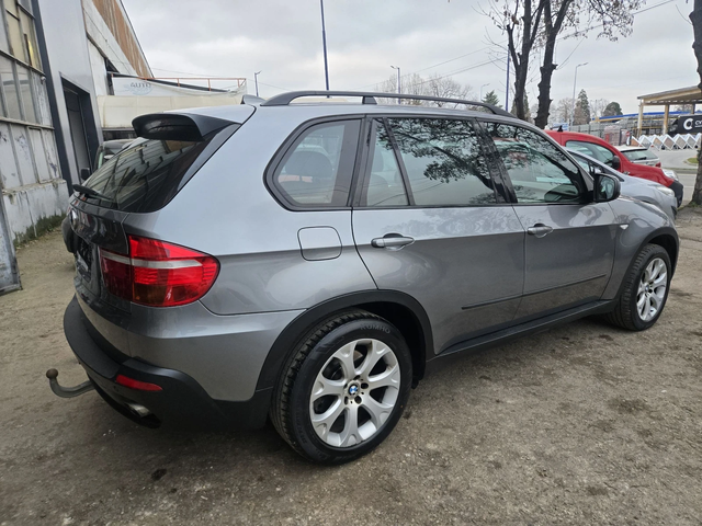 BMW X5 3.5 SD - автомобили, коли, обяви за нови и употребявани 3