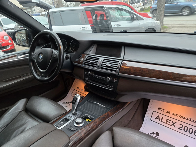 BMW X5 3.5 SD - автомобили, коли, обяви за нови и употребявани 8