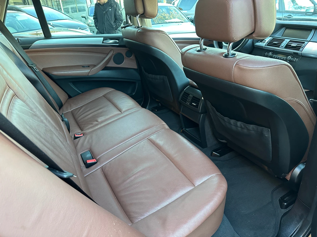 BMW X5 4.0d X-drive Facelift - автомобили, коли, обяви за нови и употребявани 8