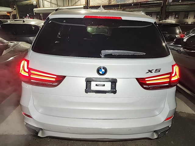 BMW X5 M-PERFORMANCE / XDRIVE / 360 / ОБДУХВАНЕ - автомобили, коли, обяви за нови и употребявани 4