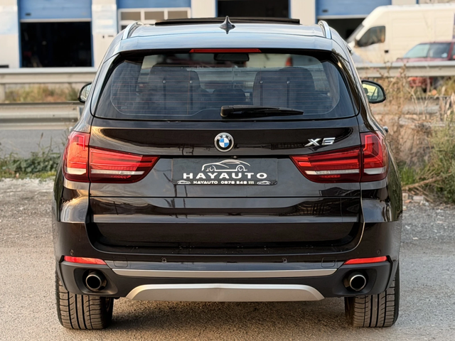 BMW X5 30d= xDrive= 7 Места= Keyless= HUD= Soft Close= 36 - автомобили, коли, обяви за нови и употребявани 4