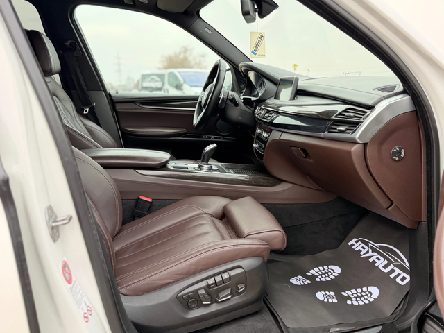 BMW X5 40d= xDrive= M-performance= Aero Pac= 3xTV= Soft C - автомобили, коли, обяви за нови и употребявани 10
