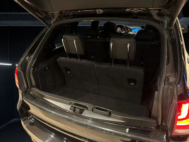 BMW X5 ОЧАКВАН ВНОС BMW X5 3.0d M Sport* Adaptive LED* 6+ - автомобили, коли, обяви за нови и употребявани 4