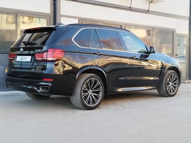 BMW X5 3.0d - автомобили, коли, обяви за нови и употребявани 3