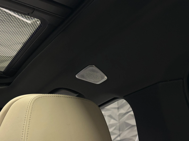 BMW X5 xDrive30d M-pack 3D B&W* 360* Lift* Обдухване* - автомобили, коли, обяви за нови и употребявани 16