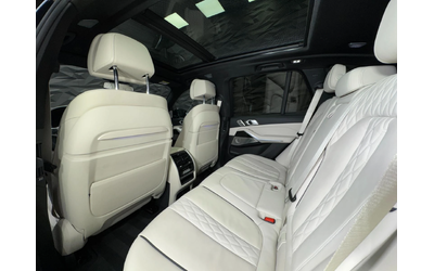 BMW X5 xDrive30d M-pack 3D B&W* 360* Lift* Обдухване* - автомобили, коли, обяви за нови и употребявани 7