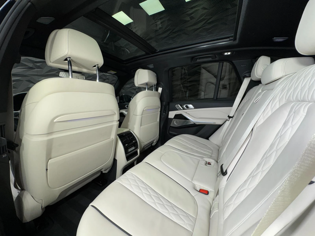 BMW X5 xDrive30d M-pack 3D B&W* 360* Lift* Обдухване* - автомобили, коли, обяви за нови и употребявани 7