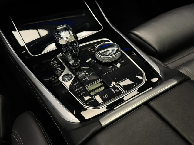 BMW X5 M50I xDrive MAXTON PACK* 360* 3D B&W* - автомобили, коли, обяви за нови и употребявани 10