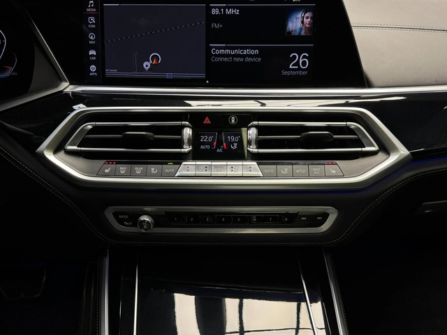 BMW X5 M50I xDrive MAXTON PACK* 360* 3D B&W* - автомобили, коли, обяви за нови и употребявани 14