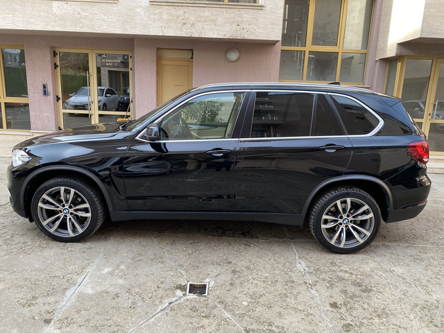 BMW X5 30d (258 кс) xDrive Steptronic - автомобили, коли, обяви за нови и употребявани 7