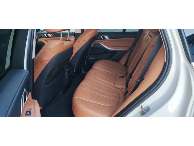 BMW X5 30d xDrive - автомобили, коли, обяви за нови и употребявани 12