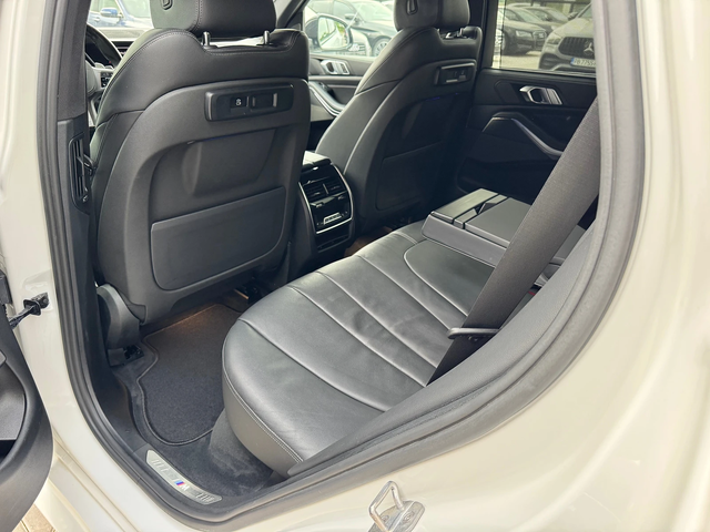 BMW X5 M50d * Magic Sky* Harman/Kardon Подгрев| 360Камера - автомобили, коли, обяви за нови и употребявани 11
