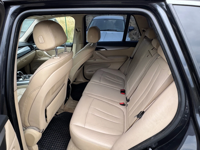 BMW X5 - автомобили, коли, обяви за нови и употребявани 8