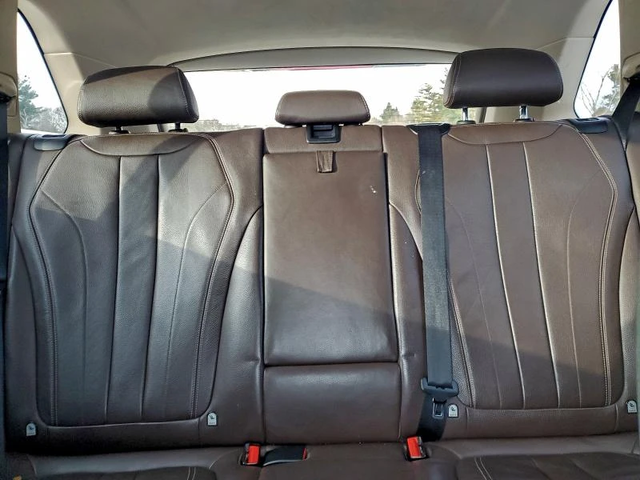 BMW X5 XDRIVE35I - автомобили, коли, обяви за нови и употребявани 9