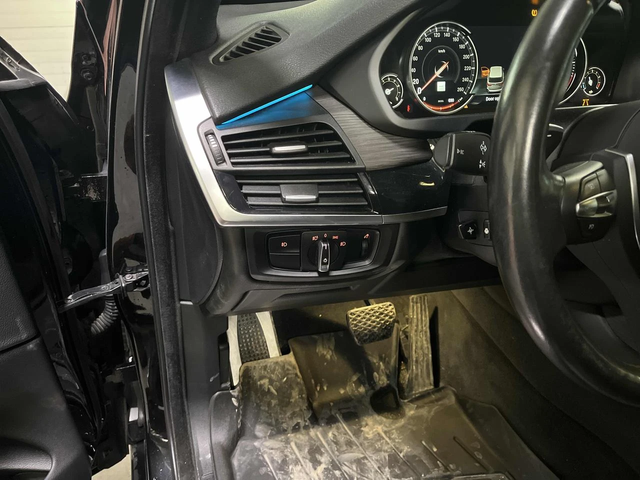 BMW X5 Мpacket* HeadUp* 360* H&K* 2 комплекта джанти - автомобили, коли, обяви за нови и употребявани 6