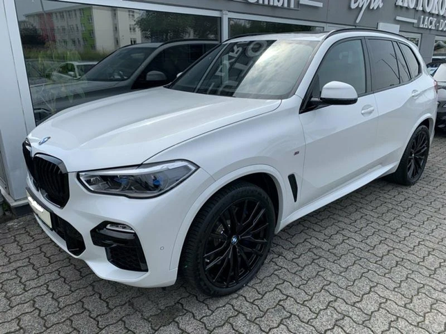 BMW X5 M50i - автомобили, коли, обяви за нови и употребявани 2